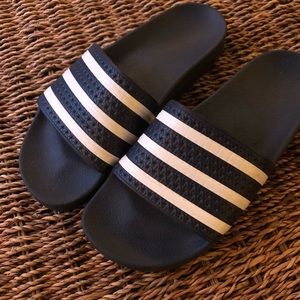 Adidas adilette slides